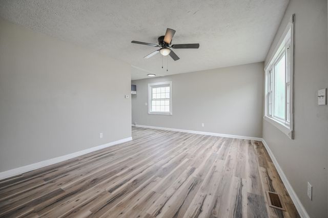 1055 Heard Avenue 1055 Heard Avenue, Springfield, OH 45506