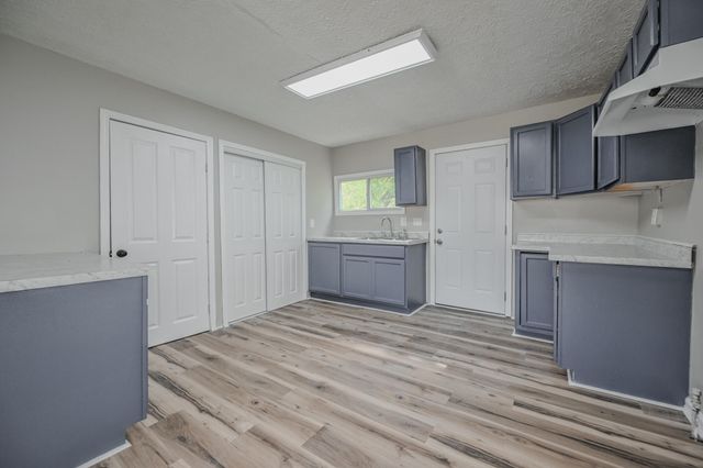 1055 Heard Avenue 1055 Heard Avenue, Springfield, OH 45506