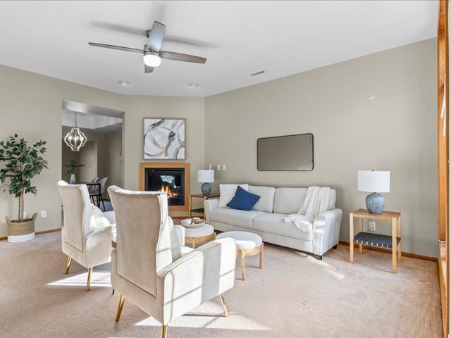 56 Pentire Circle, Iowa City, IA 52240