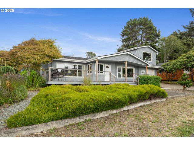 1064 S FRONT St, Rockaway Beach, OR 97136