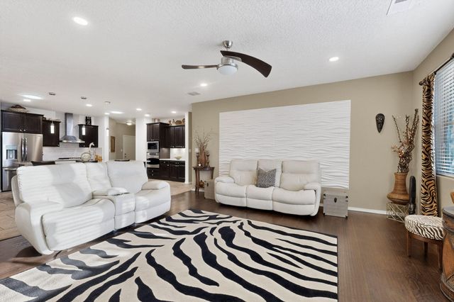 1805 Vista De Colinas Drive SE, Rio Rancho, NM 87124