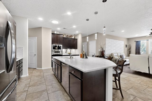 1805 Vista De Colinas Drive SE, Rio Rancho, NM 87124