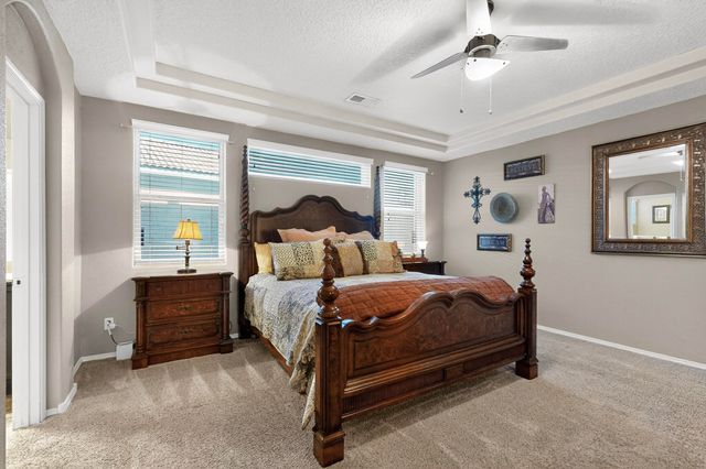 1805 Vista De Colinas Drive SE, Rio Rancho, NM 87124