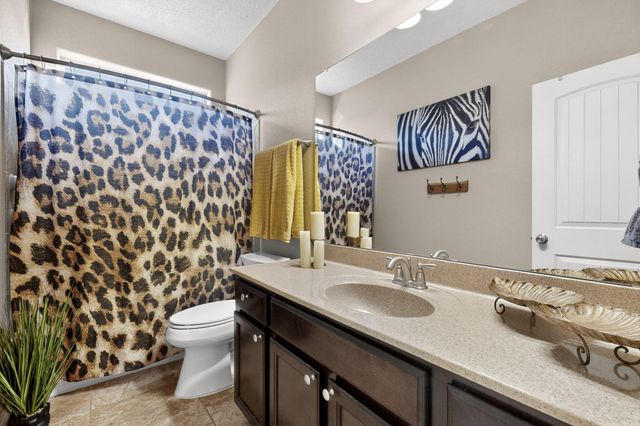 1805 Vista De Colinas Drive SE, Rio Rancho, NM 87124