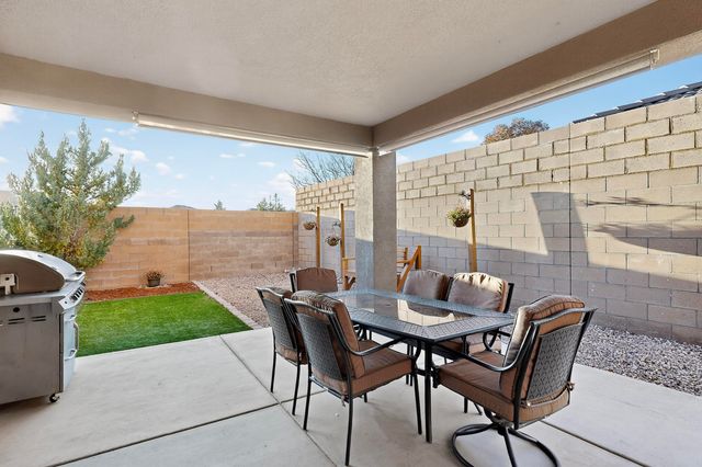 1805 Vista De Colinas Drive SE, Rio Rancho, NM 87124