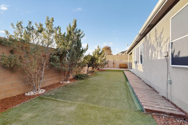 1805 Vista De Colinas Drive SE, Rio Rancho, NM 87124