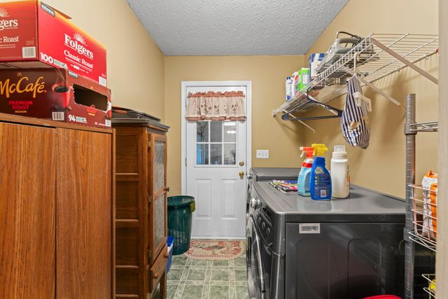 107 Avalon Dr, Shelbyville, TN 37160