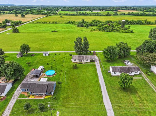 107 Avalon Dr, Shelbyville, TN 37160
