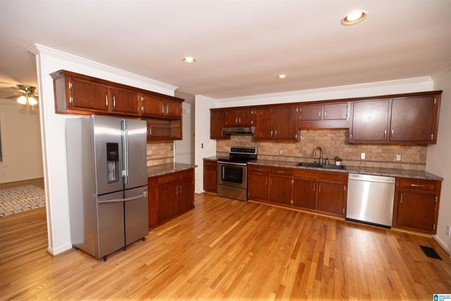 428 15TH TERRACE NW, Center Point, AL 35215