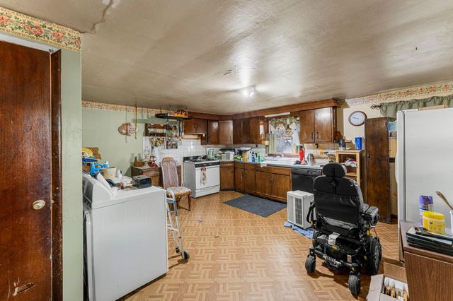 720 Bluff Avenue E, Shakopee, MN 55379