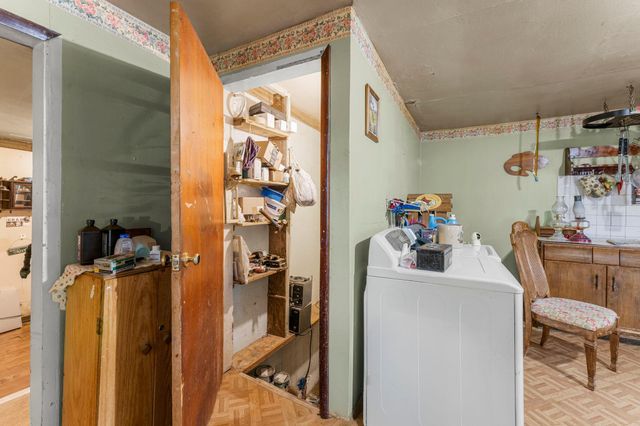 720 Bluff Avenue E, Shakopee, MN 55379