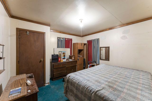 720 Bluff Avenue E, Shakopee, MN 55379