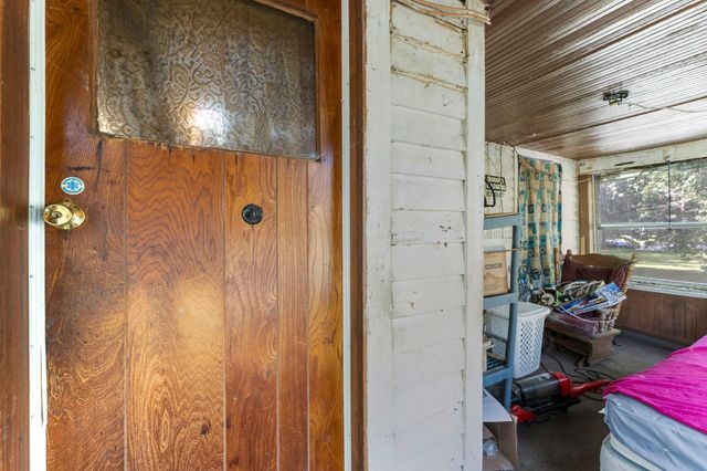 720 Bluff Avenue E, Shakopee, MN 55379