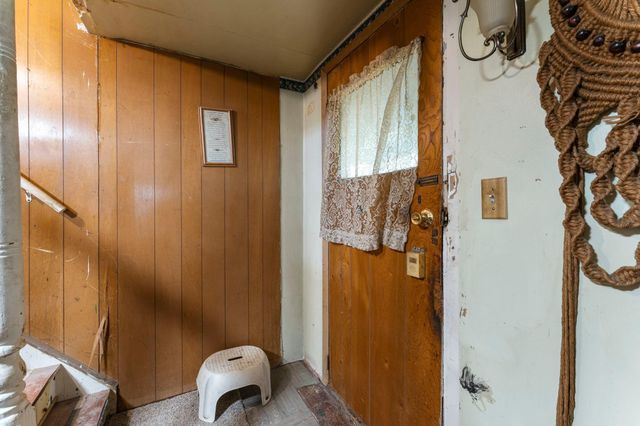 720 Bluff Avenue E, Shakopee, MN 55379