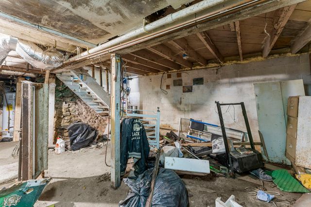 720 Bluff Avenue E, Shakopee, MN 55379