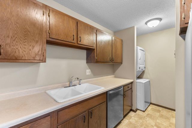 1074 Carmel Court, Shoreview, MN 55126