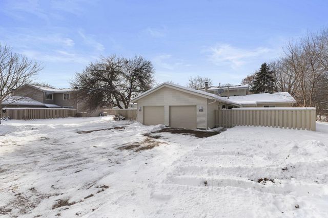 1074 Carmel Court, Shoreview, MN 55126