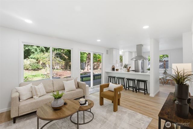 19419 133rd Avenue SE, Renton, WA 98058
