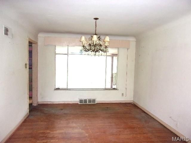 8 Price Meadows Drive, St Louis, MO 63132
