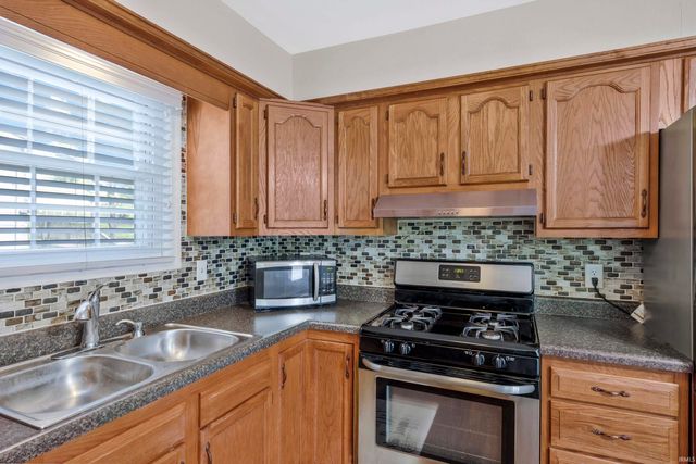 5019 Shady Court, Evansville, IN 47712