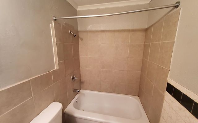 1771 TAHITI LN, Memphis, TN 38117