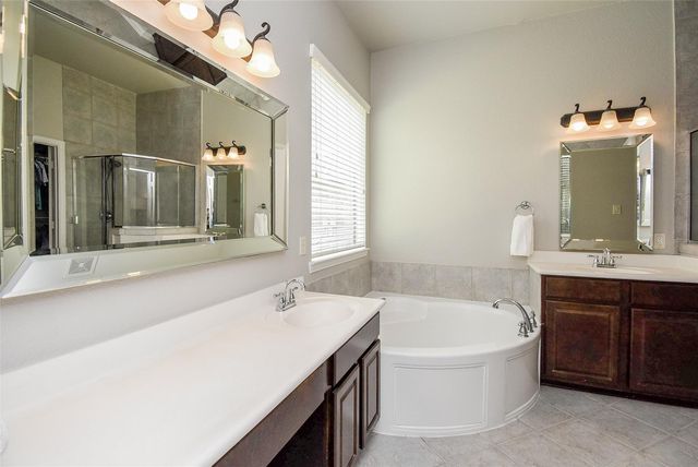 24206 Bella Veneza Drive, Richmond, TX 77406