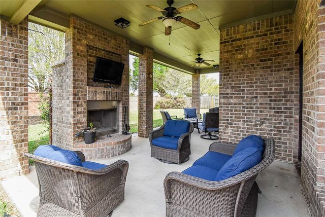 24206 Bella Veneza Drive, Richmond, TX 77406