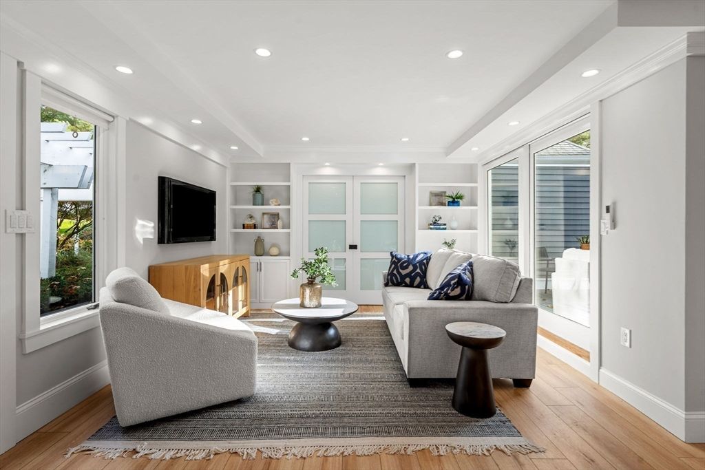 36 Ober Rd 36, Newton, MA 02459