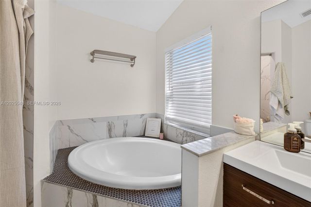 2303 NORTHERN LEAF ST, Orlando, FL 32817