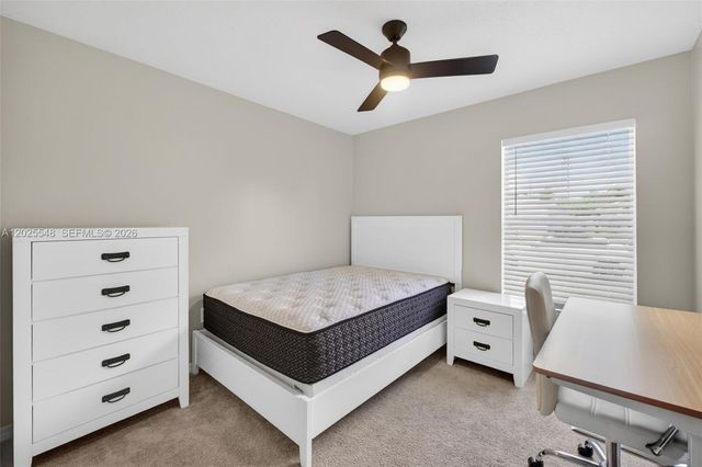 2303 NORTHERN LEAF ST, Orlando, FL 32817