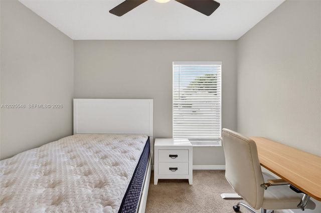 2303 NORTHERN LEAF ST, Orlando, FL 32817