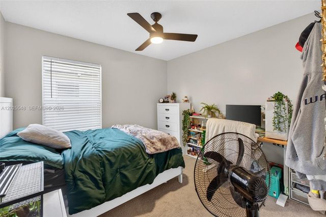2303 NORTHERN LEAF ST, Orlando, FL 32817