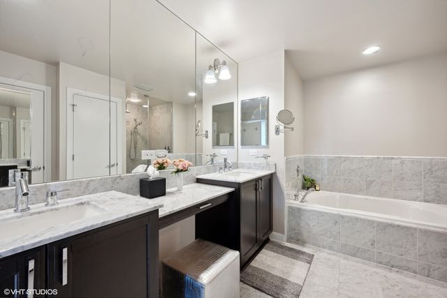 1201 S Prairie Avenue 3303, Chicago, IL 60605