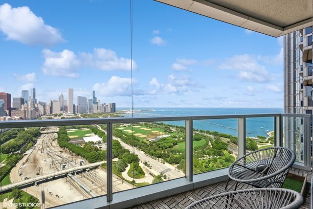 1201 S Prairie Avenue 3303, Chicago, IL 60605