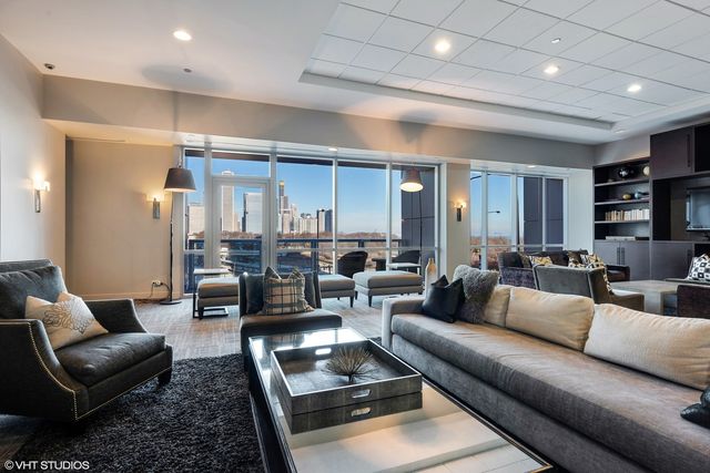 1201 S Prairie Avenue 3303, Chicago, IL 60605