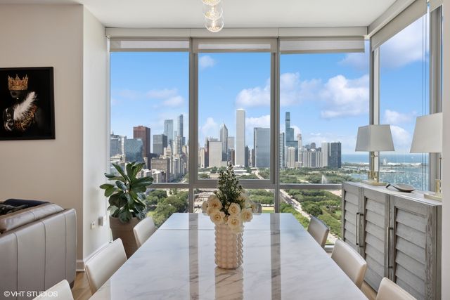1201 S Prairie Avenue 3303, Chicago, IL 60605