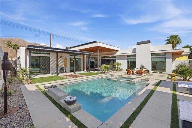 54905 Avenida Obregon, La Quinta, CA 92253