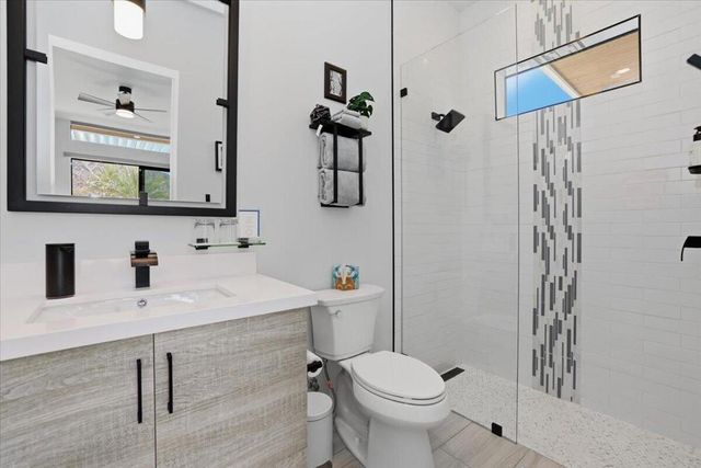 54905 Avenida Obregon, La Quinta, CA 92253