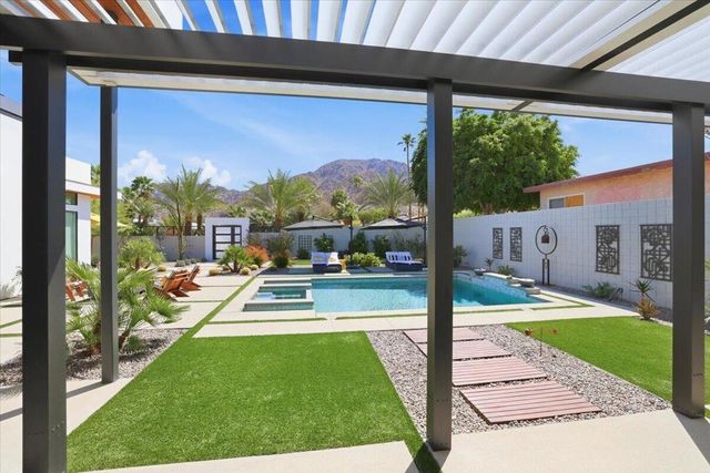 54905 Avenida Obregon, La Quinta, CA 92253