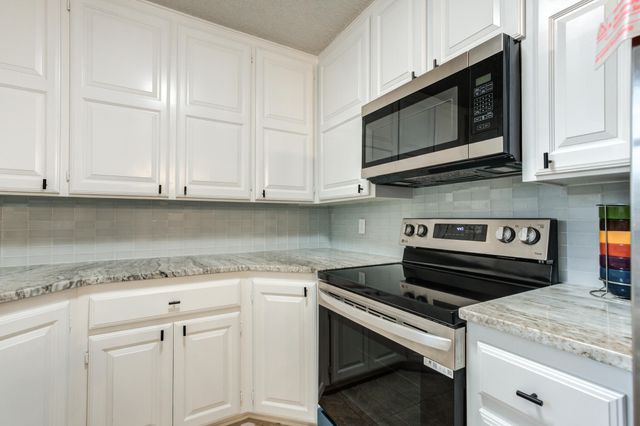 4826 6th Street, Lubbock, TX 79416