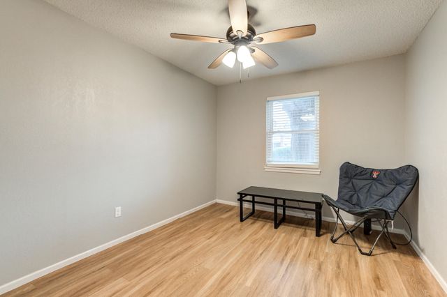 4826 6th Street, Lubbock, TX 79416