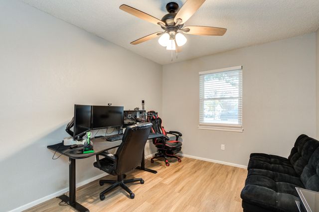 4826 6th Street, Lubbock, TX 79416