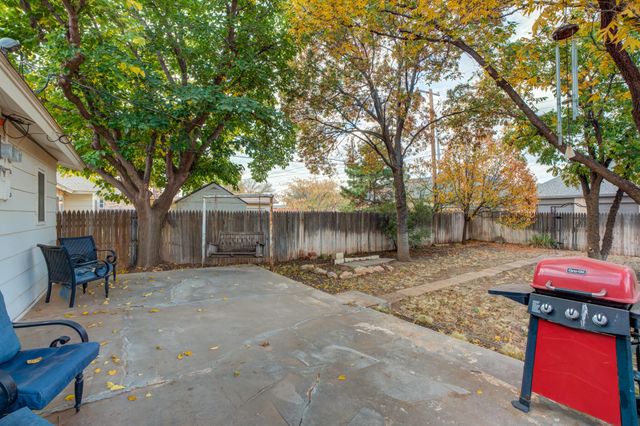 4826 6th Street, Lubbock, TX 79416