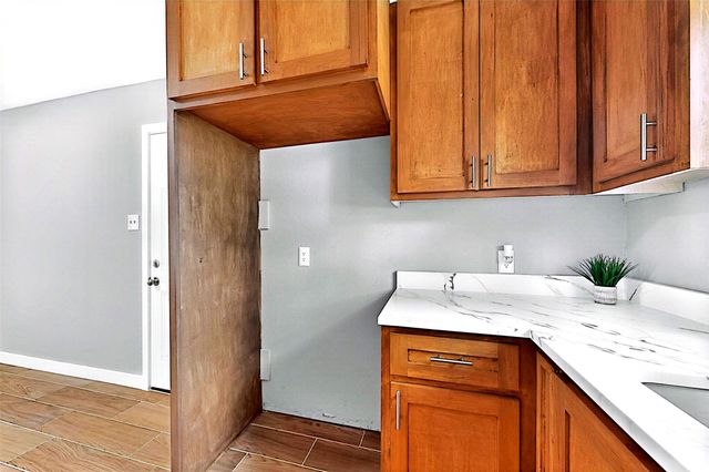 6600 Cervantes Avenue, Fort Worth, TX 76133