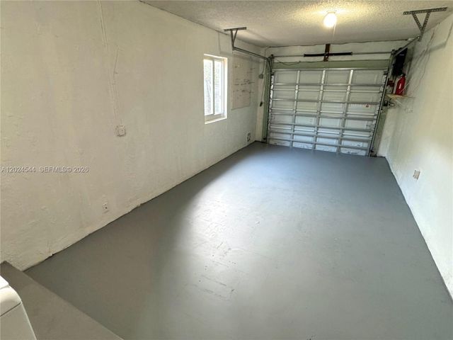 61 SW 34th Ave, Deerfield Beach, FL 33442