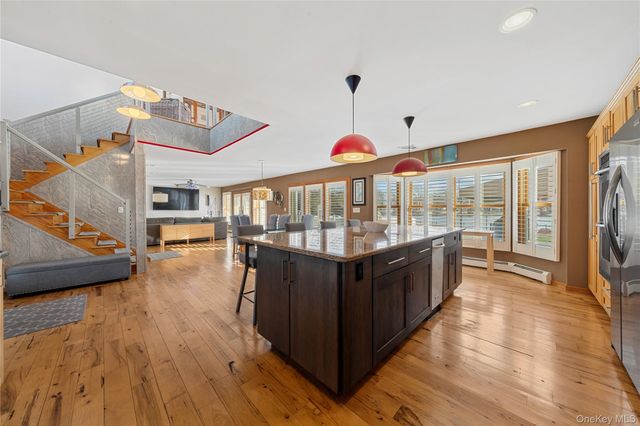 85 S Dunton Avenue, East Patchogue, NY 11772