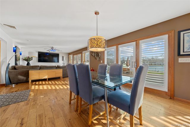 85 S Dunton Avenue, East Patchogue, NY 11772