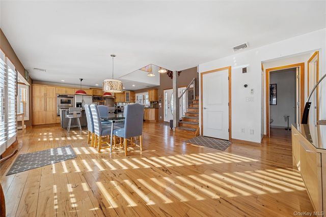 85 S Dunton Avenue, East Patchogue, NY 11772