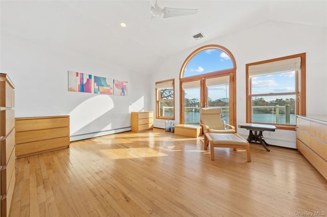 85 S Dunton Avenue, East Patchogue, NY 11772