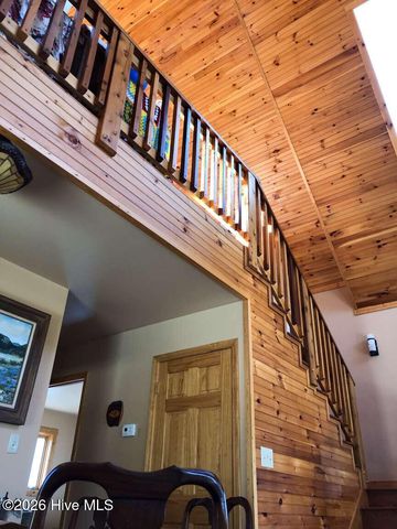 1491 Snowbird Road, Robbinsville, NC 28771